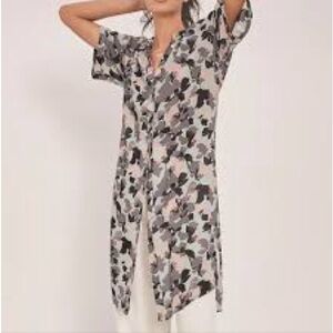 Anthropologie Black and Cream Patterned Tunic